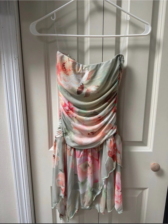 Blue Blush Dresses & Skirts - Blue Blush Strapless Floral Mini Dress in Mint Green and Coral Pink